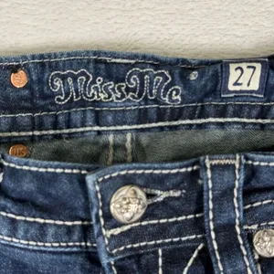 Miss Me Mid Rise‎ Skinny Jeans Dark Wash Contrast Stitch Size 27 Blue Denim thumbnail 3