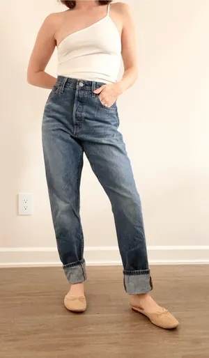 Levi’s Classic High-Waist Relaxed Women's Jeans in Blue thumbnail 1
