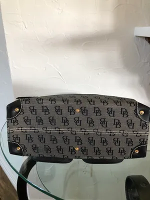 Dooney & Bourke Black Satchel Purse thumbnail 3