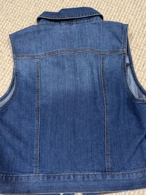 Loft Women's Cropped Button-Up Denim Vest Small thumbnail 7