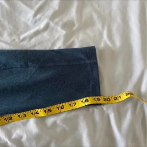 Blue Capri leggings size‎ small thumbnail 2