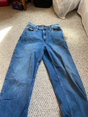 Hollister Dad Jeans thumbnail 1