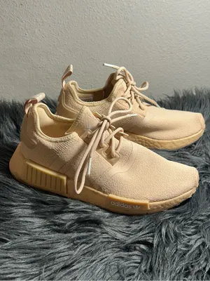 Adidas NMD R1 Women's Sneakers Running Peach Train Sneakers Size 6 thumbnail 7