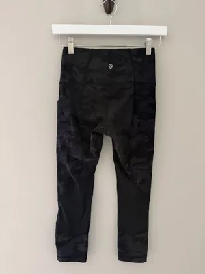 Lululemon Pace Rival High Rise Crop 22 Camo Leggings Women’s 2 Black thumbnail 4