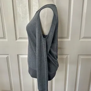 Aerie grey cut out shoulder long sleeved sweatshirt thumbnail 2