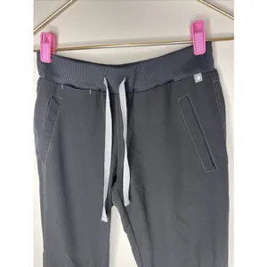 Figs Black‎ Technical Collection Jogger Style Scrub XS thumbnail 2