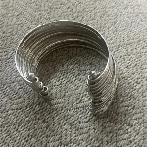 C1946 Jewelry Brand cuff slinky braclet Silver thumbnail 4