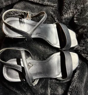 Open Toe Block Heel Sandal Black Size 9.5 thumbnail 1