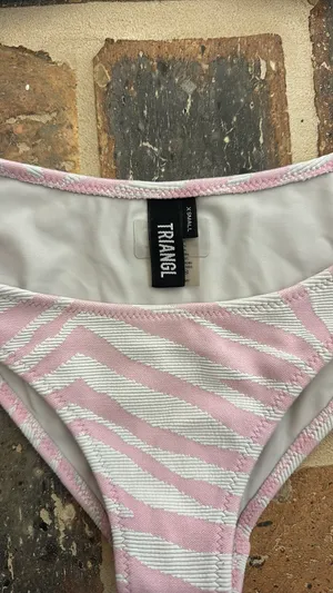 Triangl Bikini Set thumbnail 6