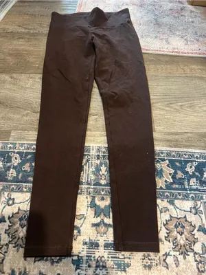 Aritzia homestretch Basic High-Waist Solid Leggings - Dark Brown thumbnail 4