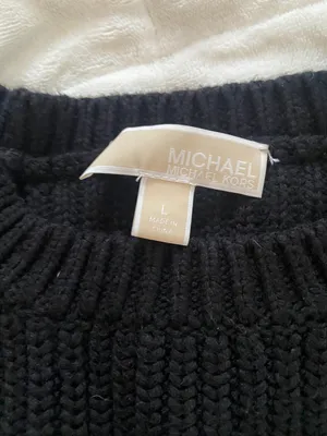 Sweater thumbnail 2