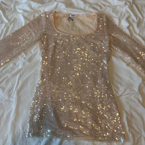 Rumor Boutique LF Rumored Mackie Sequin Long Sleeve Mini Shift Dress thumbnail 1