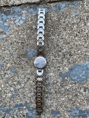vintage watch with heart detailed band thumbnail 6
