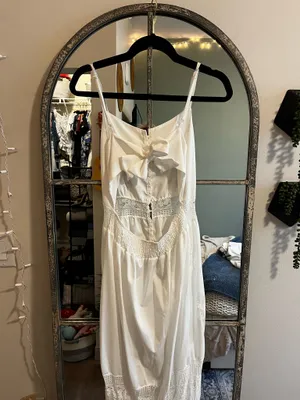 White Maxi Dress thumbnail 3