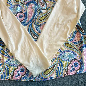 Athleta 1x white sleeves floral quarter zip lightweight stretchy bright cute thumbnail 4