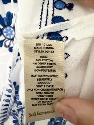 Soft surroundings Vera Tunic size large white and blue embroidery floral boho thumbnail 3