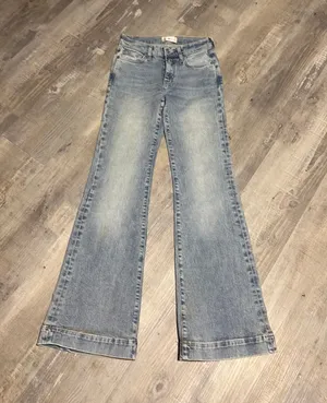7 For All Mankind Jeans Women’s thumbnail 1