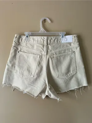 Zara Pale Yellow Raw-Hem Denim Shorts thumbnail 4