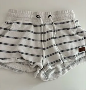 Roxy Shorts thumbnail 1