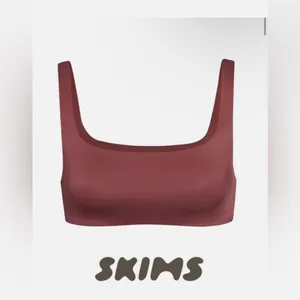 NWT SKIMS Stretch‎ Satin Square Neck Bralette Top XS Berry thumbnail 2