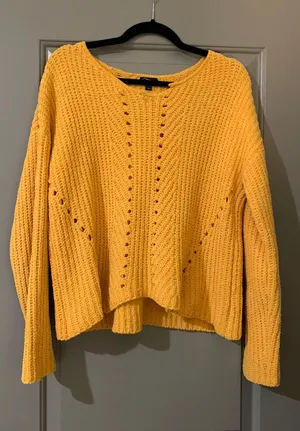 Yellow Sweater thumbnail 1