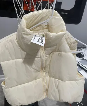 crop vest thumbnail 1