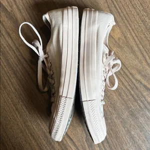 Converse Size 7.5 Pale Pink Low Top Sneakers Shoes thumbnail 6