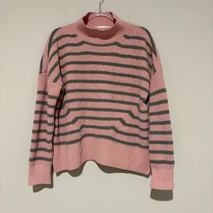 Crown &‎ Ivy chenille Turtleneck Sweater striped Pink Gray Size large thumbnail 2