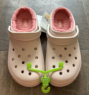 Crocs Classic Lined Clogs Quartz Pink Fuzzy Fur Slippers 203591-6UR Womens 11 thumbnail 1
