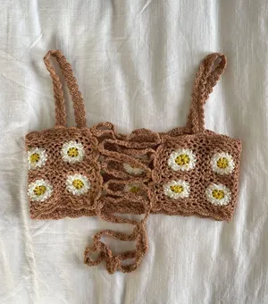 Lovers And Friends Crochet Daisy Top thumbnail 4