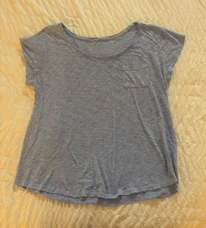 Gap T-Shirt thumbnail 1