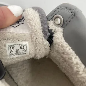 Vans Grey SK8-Hi Rabbit Frost Skate Shoes New with tags Mismatched thumbnail 13