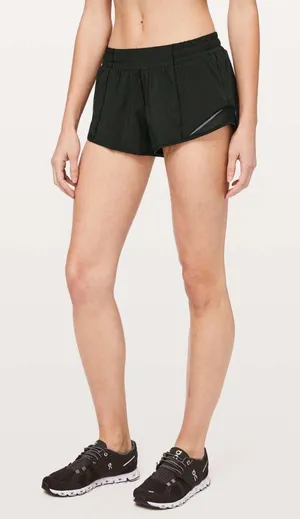 Lululemon Hotty Hot Short II 2.5" Black Size 4 Reg thumbnail 1