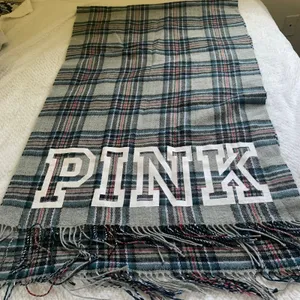 PINK Victoria’s Secret Winter Blanket Scarf thumbnail 1
