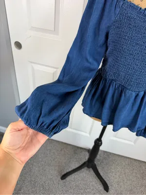 Old Navy Blue Smocked Peplum Top Size M NWOT 100% Lyocell Long Sleeve thumbnail 7