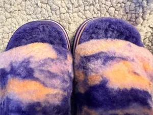 UGG Women's Disco Marble Slide Sandals Violet Night Size 7 Excellent Condition. thumbnail 6