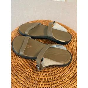 Columbia Kyra Vent II Sandals Womens 9 Olive Green‎ Leather Strappy BL4542-023 thumbnail 4