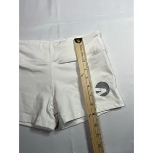 Greater‎ Than My PR Workout Performance Stretch Shorts Cream 23" Waist thumbnail 3