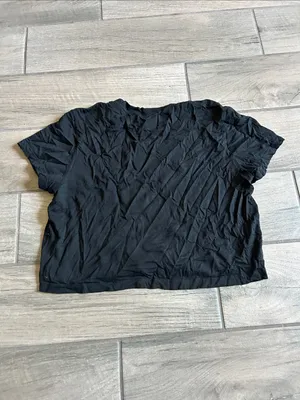 Goodlife Black Women's Cropped Tee thumbnail 3