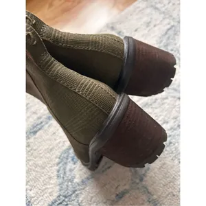 Zodiac green chunky heels boots suede size 7.5 thumbnail 4