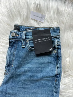 Banana Republic Distressed Ankle Straight Jeans thumbnail 3