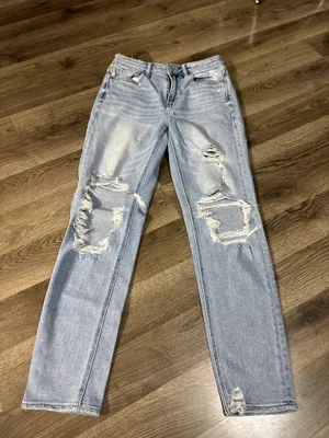 American Eagle Mom Jeans thumbnail 2