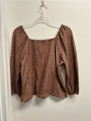 Jacquard Puff-Sleeve Top in Nutmeg thumbnail 3