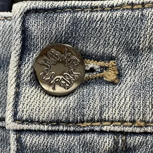 White House Black Market Womens 6 Jeans Embellished Silver Bead‎ Skinny Everyday thumbnail 7