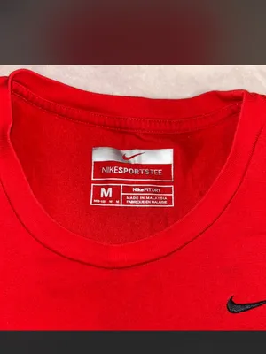 Nike athlete top thumbnail 2