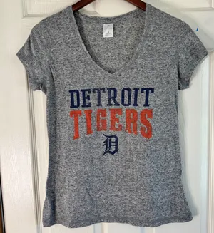 MLB Detroit‎ Tigers V-Neck T-Shirt Women's Heather Gray Baseball Tee M thumbnail 1