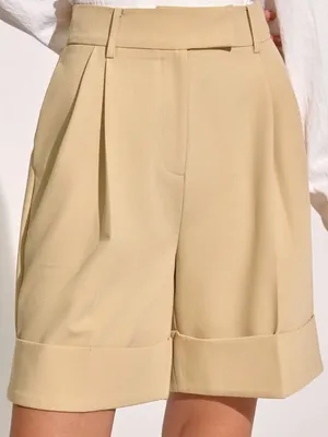 COMMENSE NWT Khaki Pleated Cuffed Bermuda Shorts Size M thumbnail 1