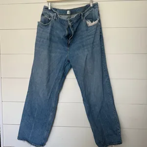 Abercrombie & Fitch Women’s 36 90s Relaxed Jean High Rise thumbnail 1