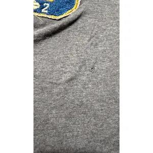 Abercrombie & Fitch Muscle Fit T-Shirt Gray Chenille Varsity Patch Size M thumbnail 3