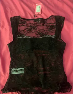 Edikted Black Top thumbnail 2